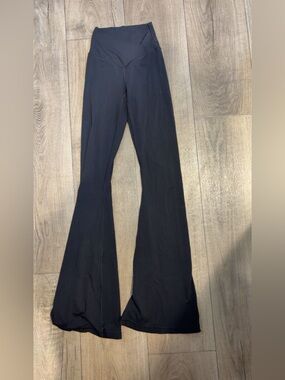 Offline by Aerie: Black Flared Yoga Pants: Size XS